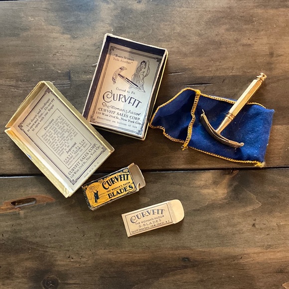Curvfit | Accessories | Vintage Curvfit Womans Razor With Two Brand New ...
